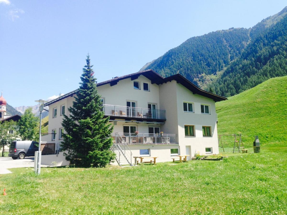Apartahotel Tyrol *